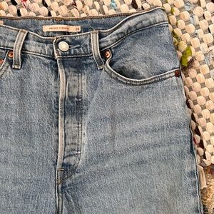 Levis Ribcage Straight Jeans